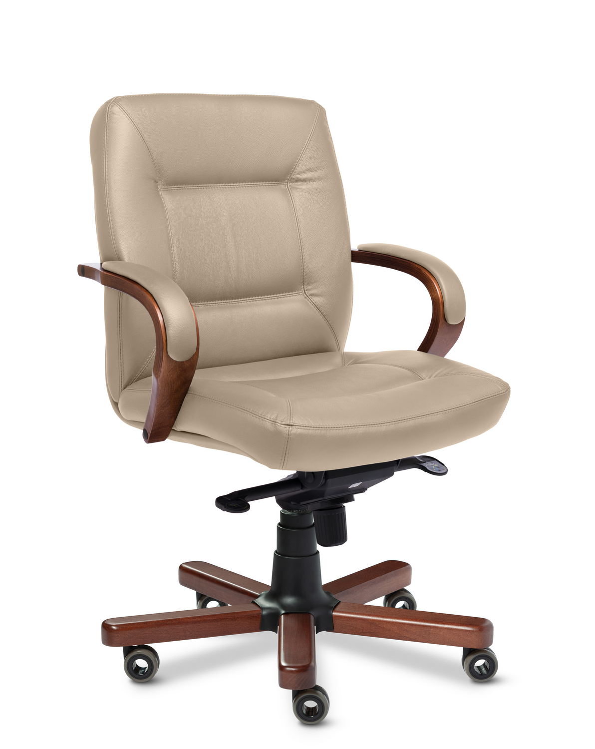 Кресло для руководителя Senator B