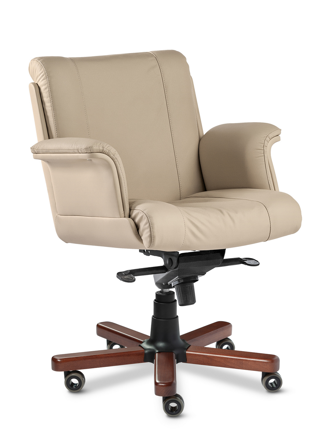 Кресло для руководителя Master Luxe B