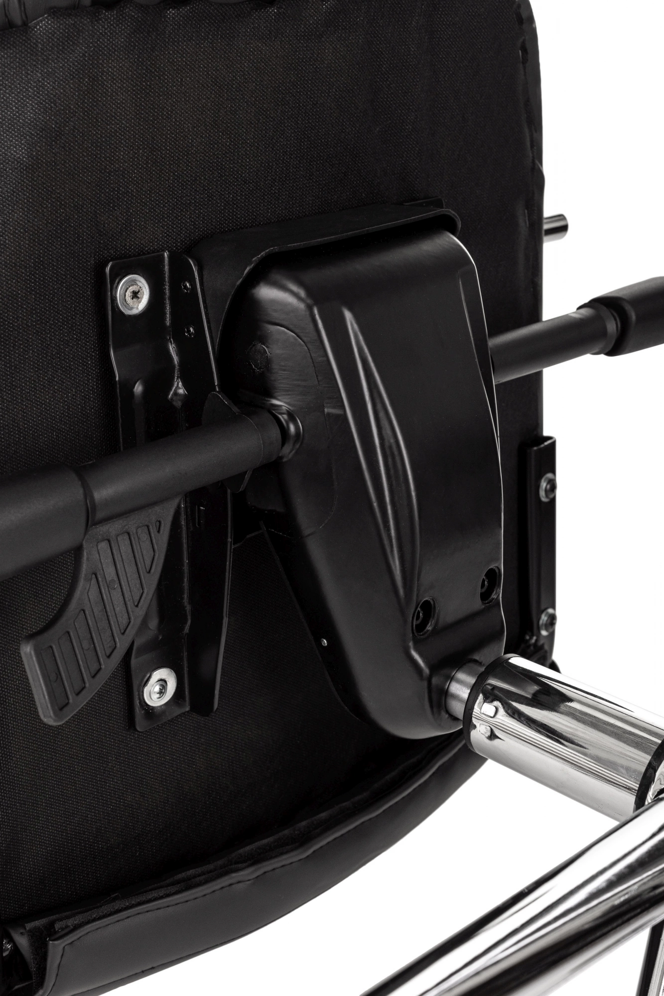 Кресло руководителя Бюрократ CH-610SL-Lux