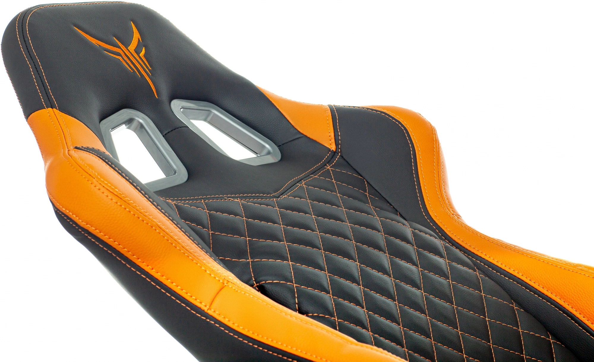 Кресло игровое Knight ARMOR