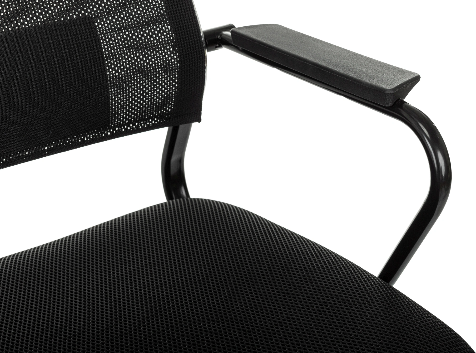 Кресло руководителя Бюрократ CH Balance