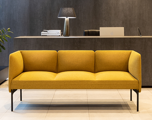 Диван трехместный Toronto