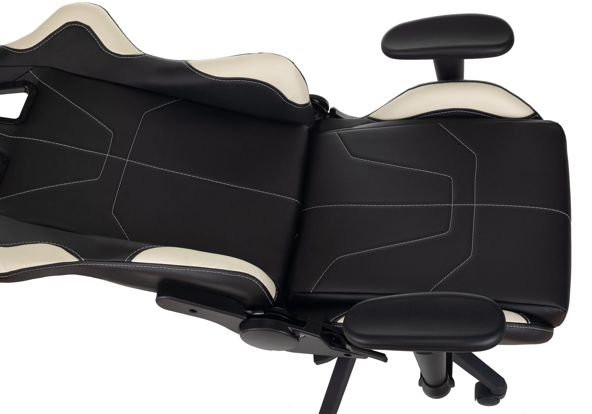 Кресло игровое Zombie VIKING 5 AERO