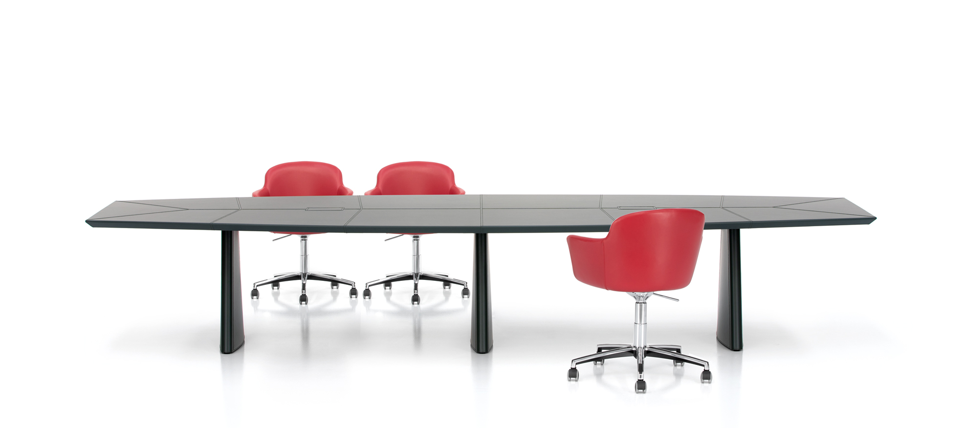 Стол для переговоров Pyramid