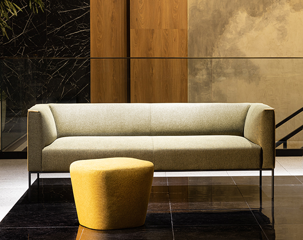 Диван трехместный Barcelona