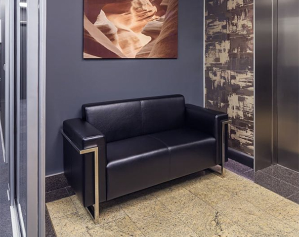 Диван двухместный Detroit