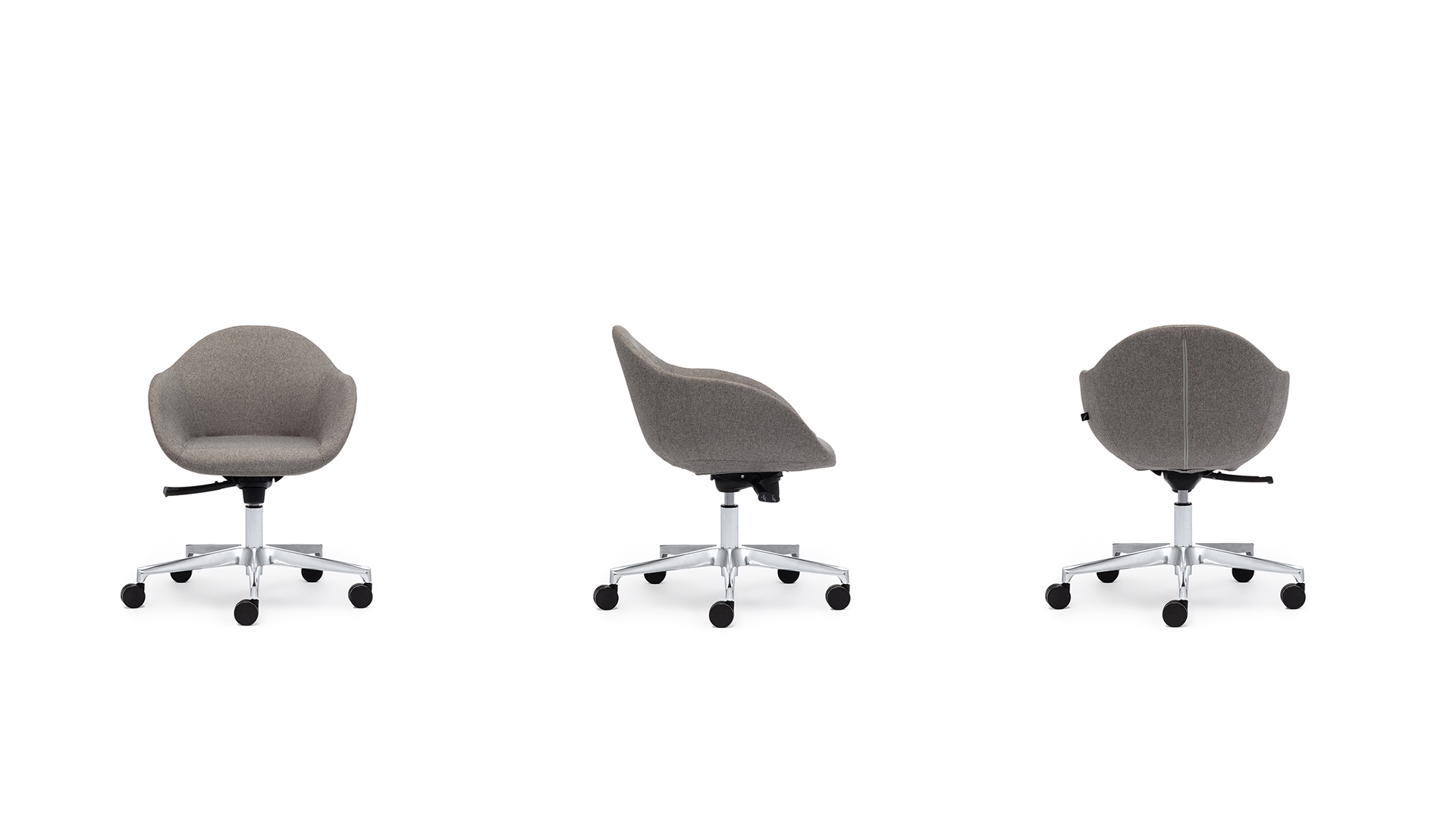 Офисное кресло Charisma с низкой спинкой на крестовине с колесами