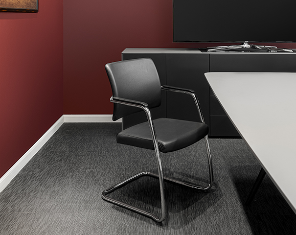 Кресло Solo на полозьях