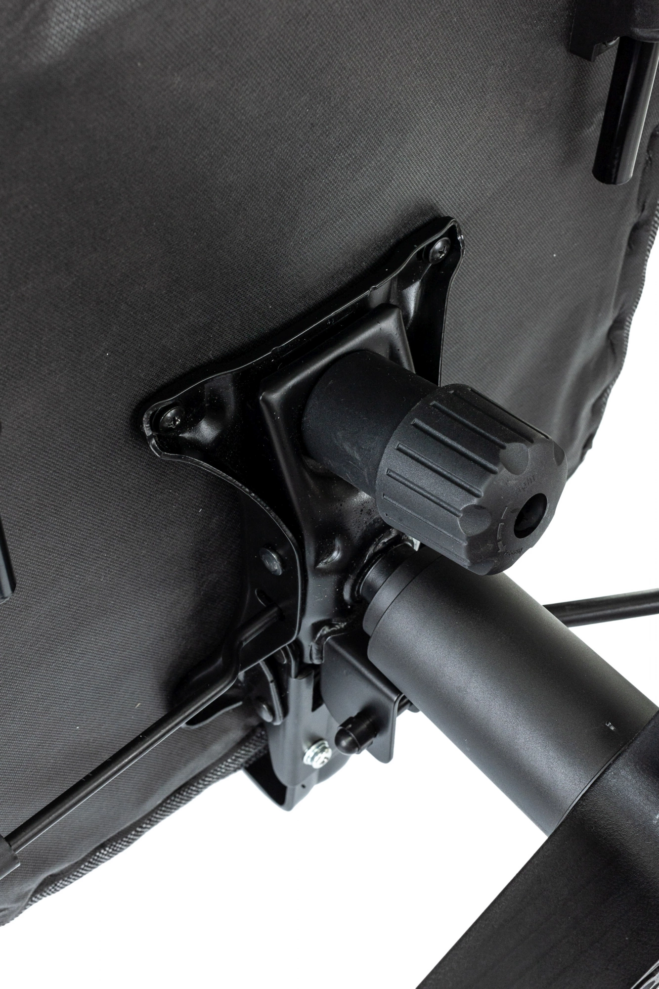 Кресло руководителя Бюрократ CH-868MSG-BF