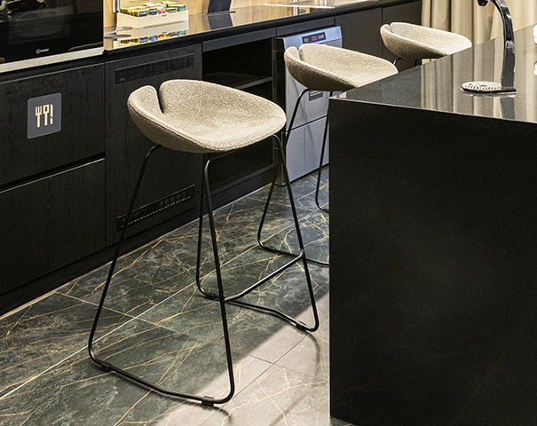 Барный стул Charisma