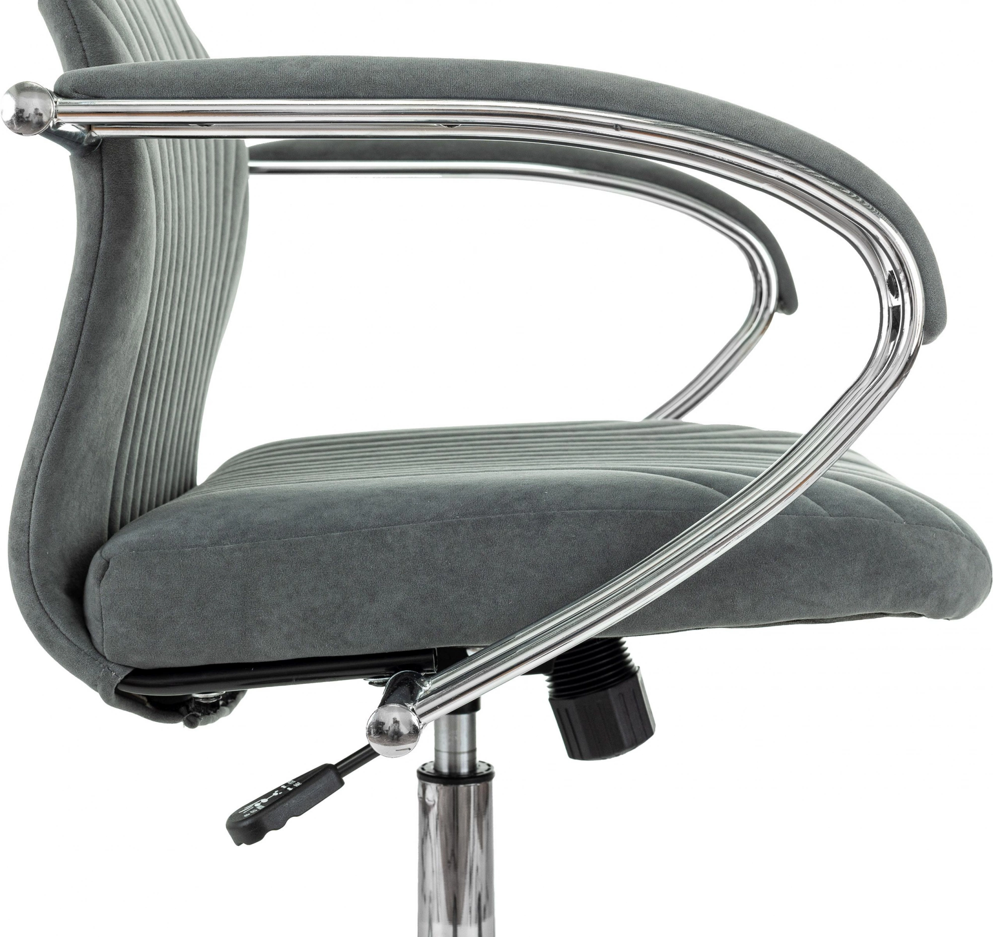 Кресло руководителя Бюрократ CH-610SL