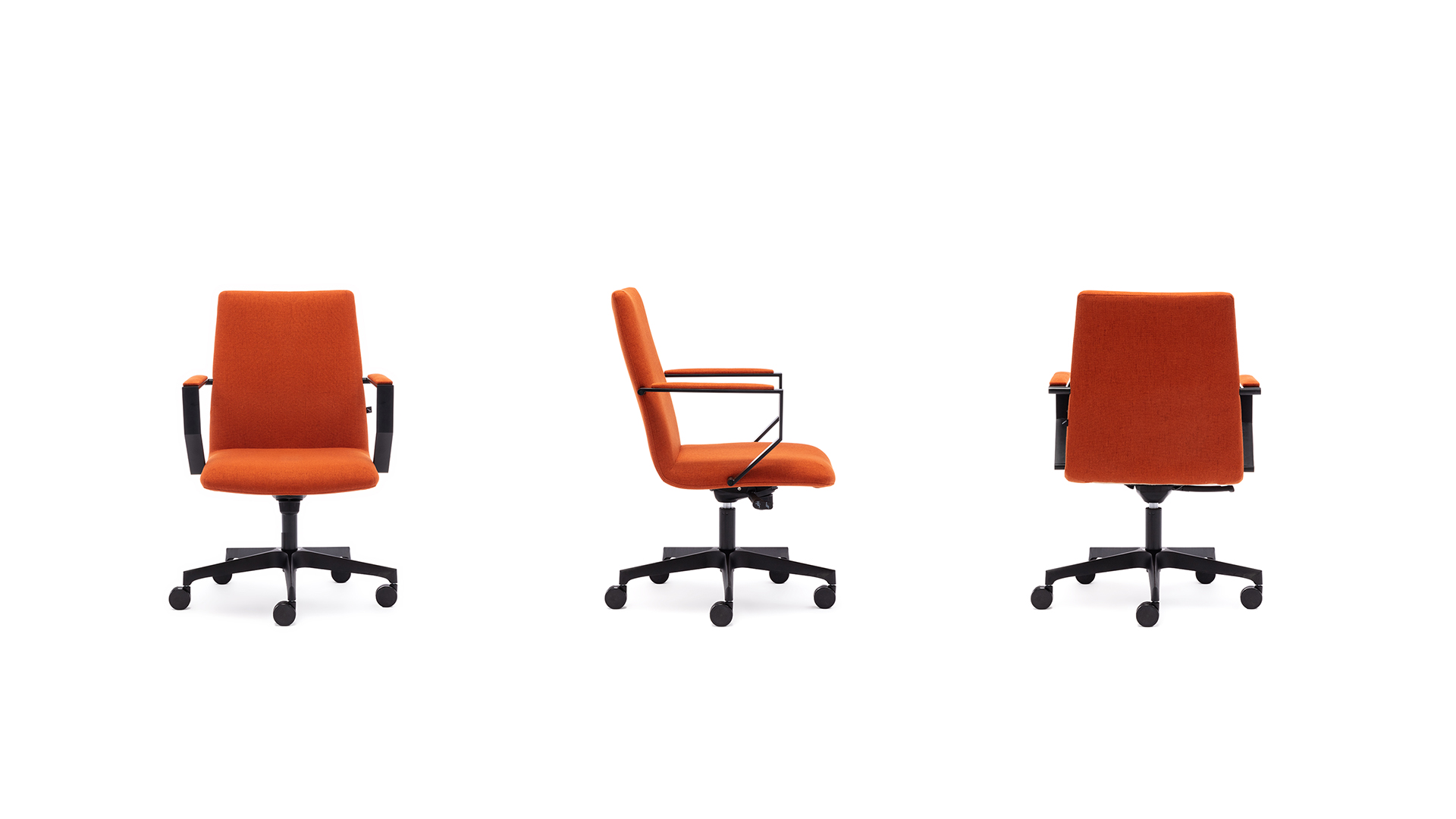 Офисное кресло Hugo с низкой спинкой на крестовине с колесами