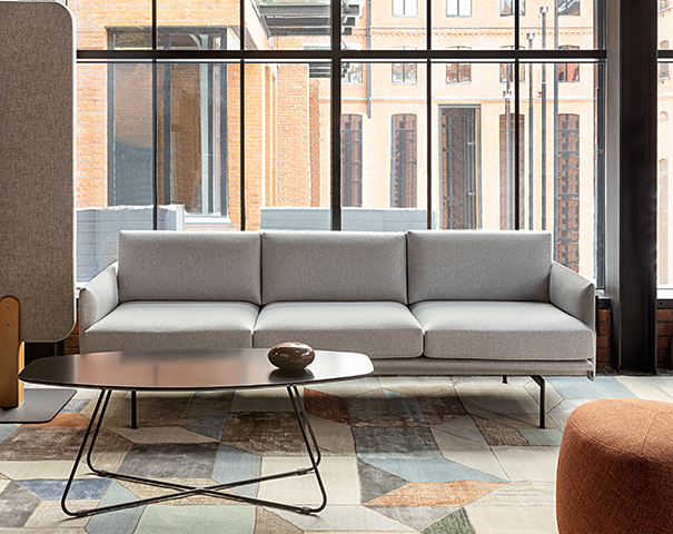 Диван трехместный Pratt