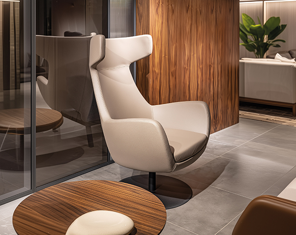 Кресло Orlean на круглой опоре